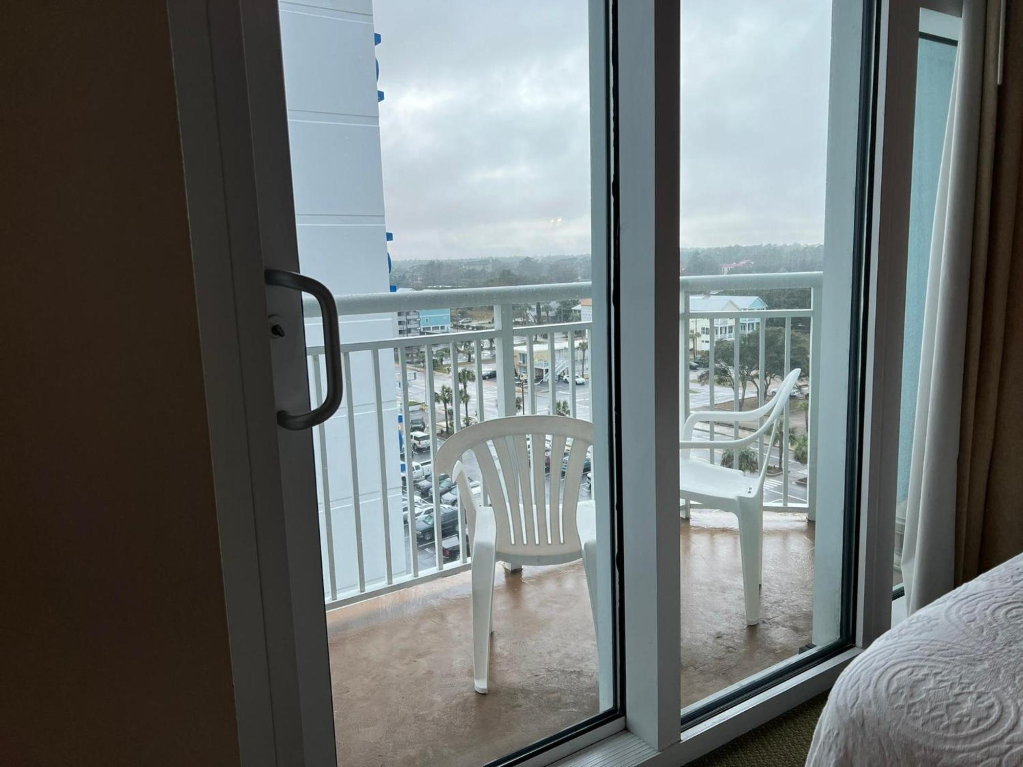2501 S Ocean Blvd, 0811 - Ocean Front Sleeps 6 Holiday home *