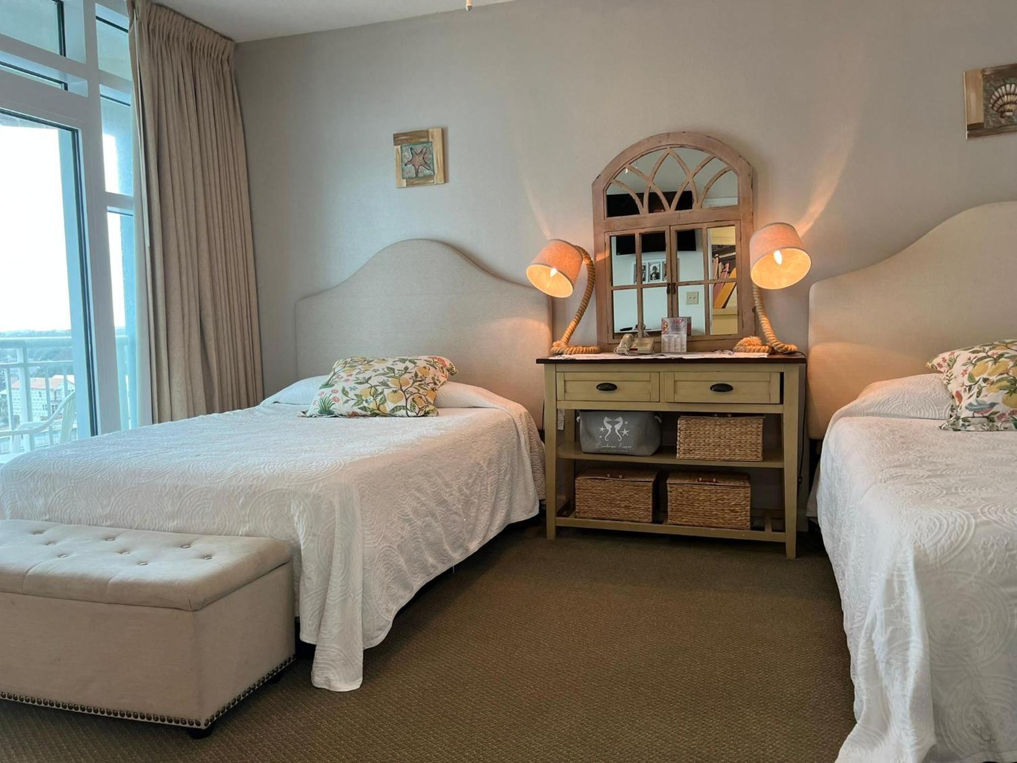 2501 S Ocean Blvd, 0811 - Ocean Front Sleeps 6 Myrtle Beach