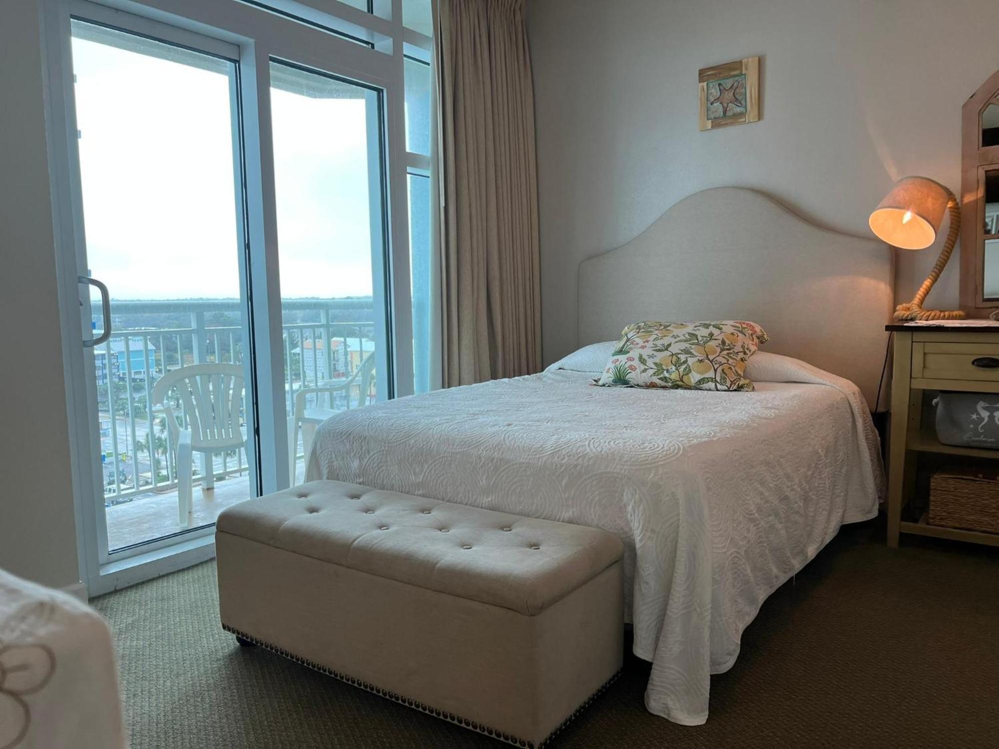2501 S Ocean Blvd, 0811 - Ocean Front Sleeps 6 Holiday home Myrtle Beach