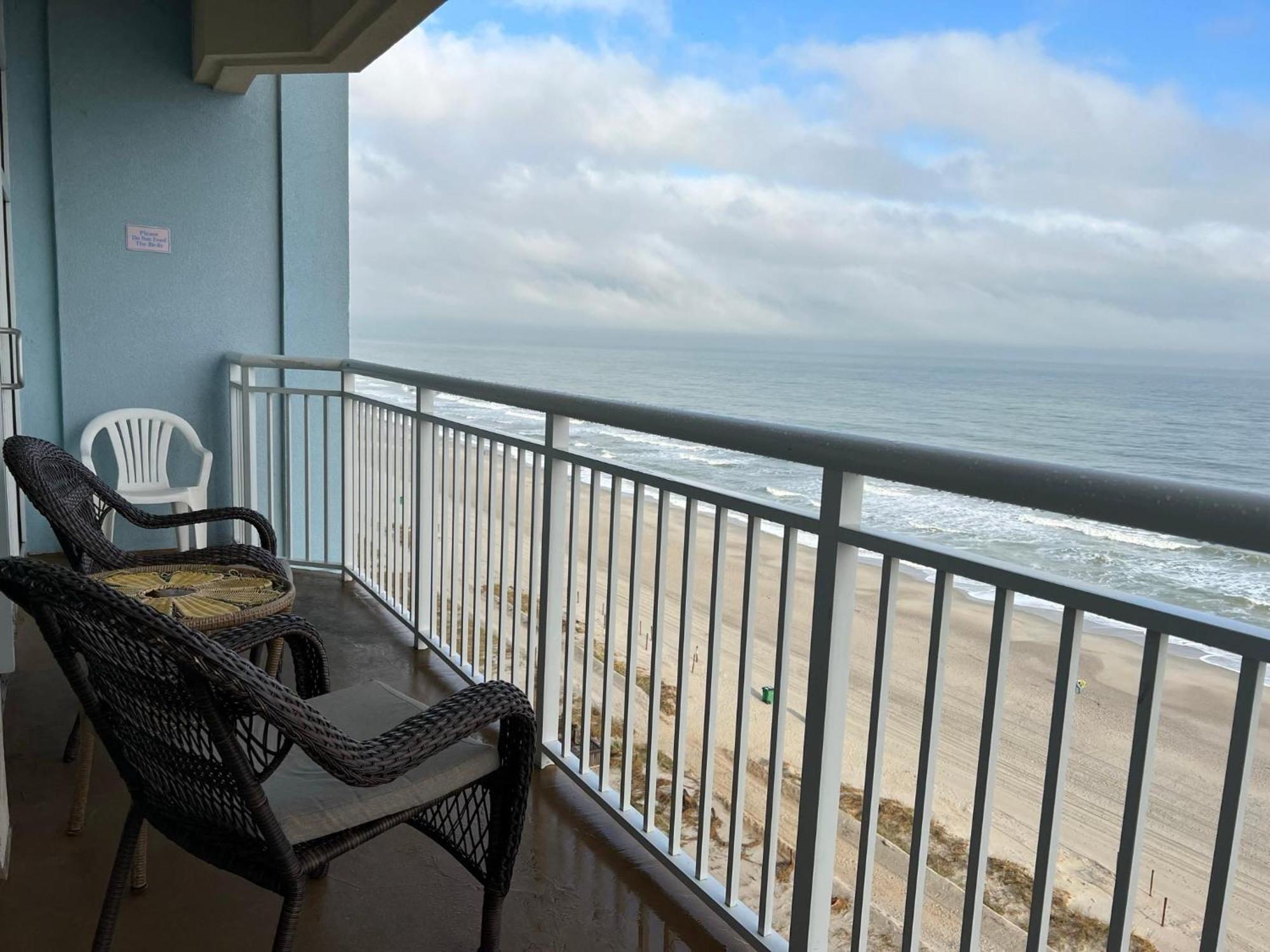 2501 S Ocean Blvd, 0811 - Ocean Front Sleeps 6 Holiday home