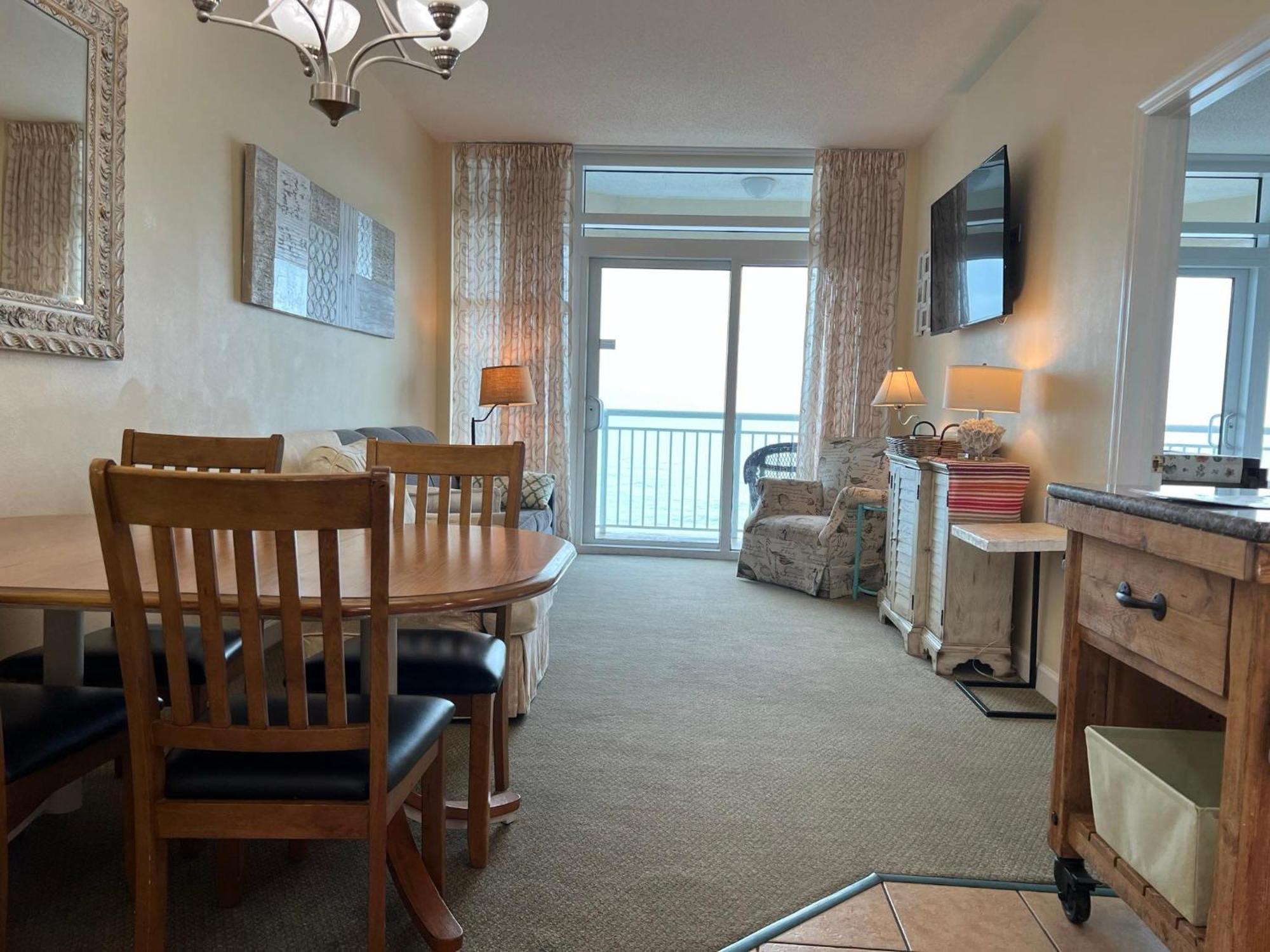 Holiday home 2501 S Ocean Blvd, 0811 - Ocean Front Sleeps 6 Myrtle Beach