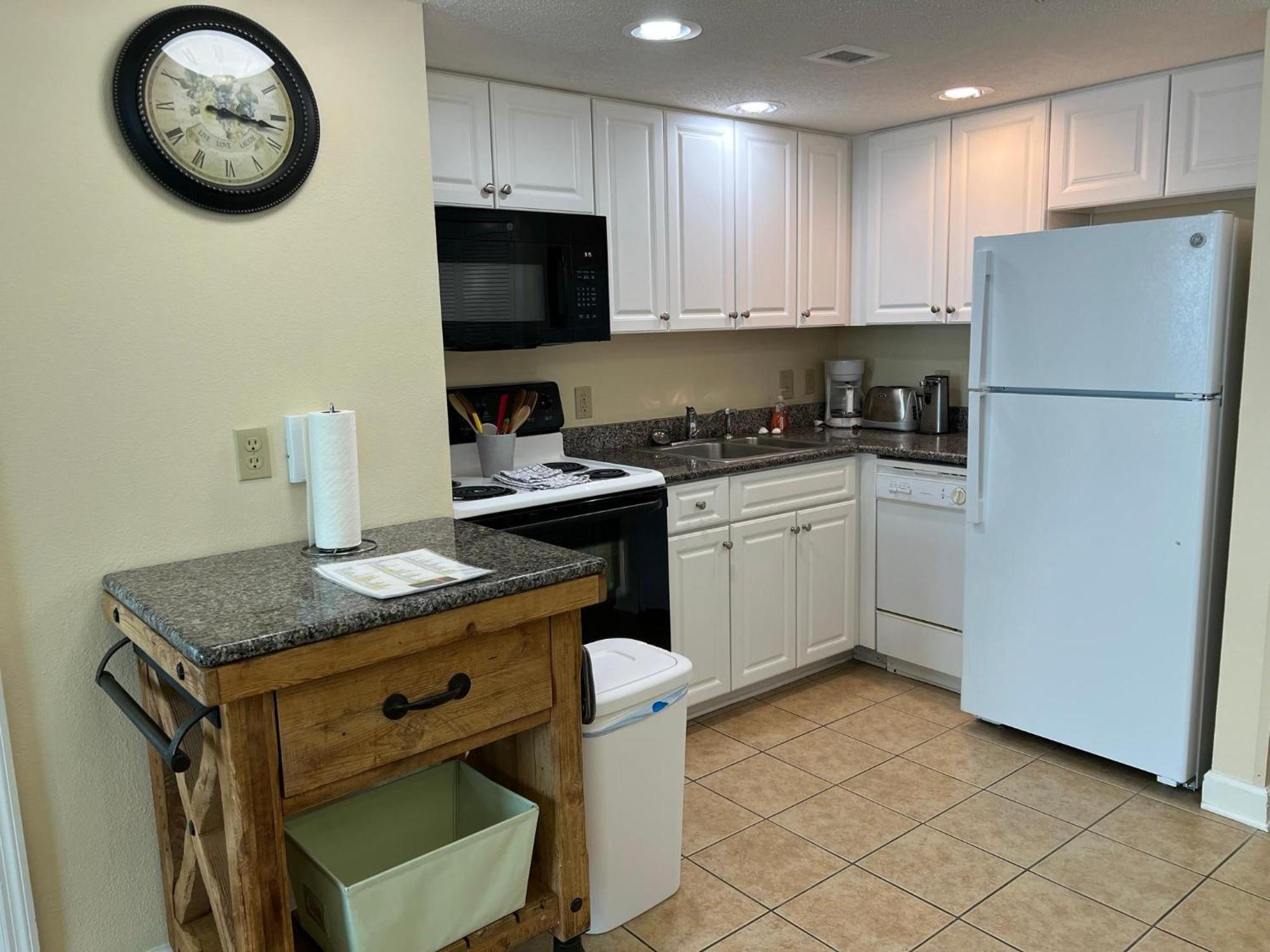 2501 S Ocean Blvd, 0811 - Ocean Front Sleeps 6 Holiday home