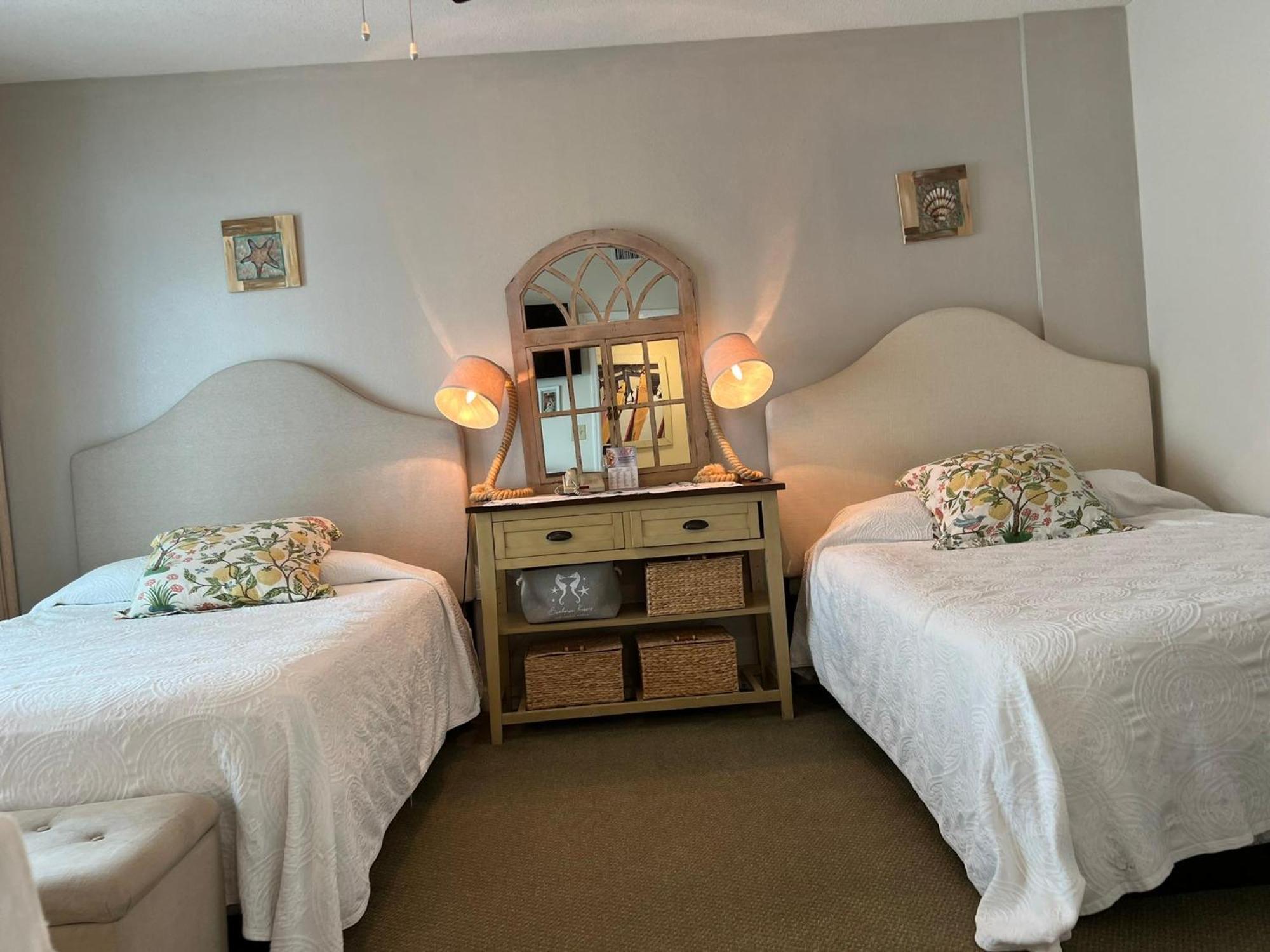 2501 S Ocean Blvd, 0811 - Ocean Front Sleeps 6 Holiday home Myrtle Beach