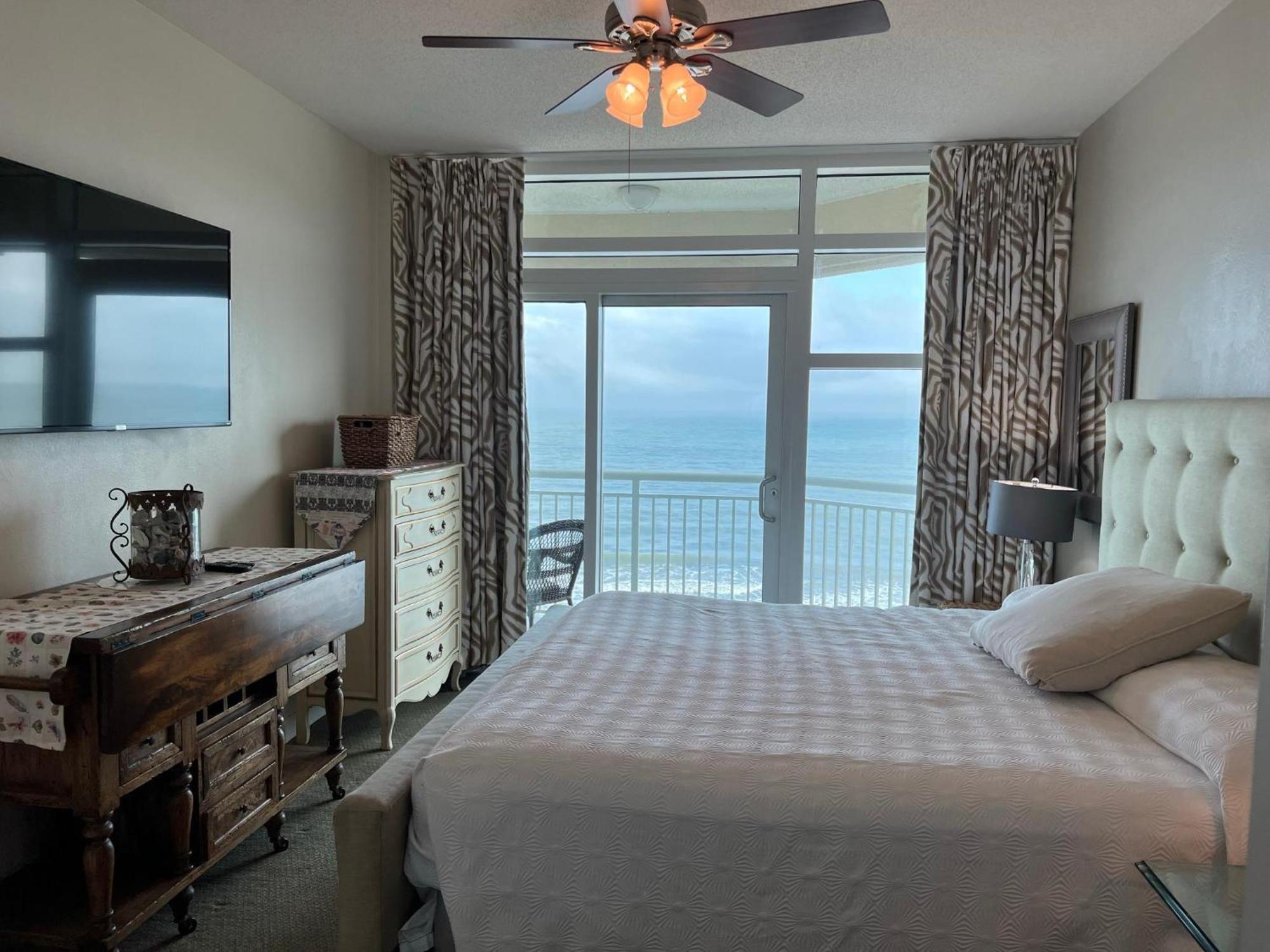 Holiday home 2501 S Ocean Blvd, 0811 - Ocean Front Sleeps 6 Myrtle Beach